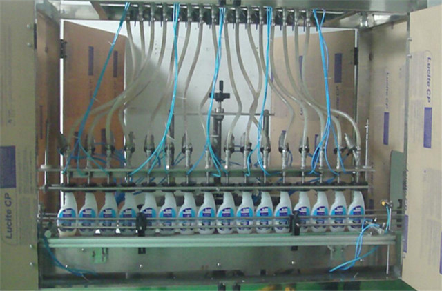 operation of the fully automatic linear fomy liquid glass bo