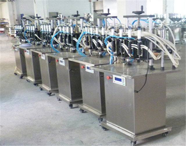 workshop view of automatic 10 heads pneumatic vacuum filling