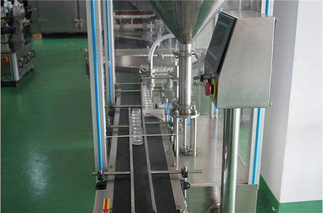 side view of the Automatic single head cream filling machine