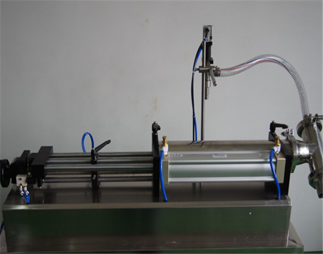 horizontal liquid filling machine fully pneumatic semi automatic shampoo ointment filler equipment