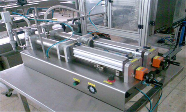 fully pneumatic dual heads 1 gallon flammable liquid filling machine semi automatic tabletop liquid filler